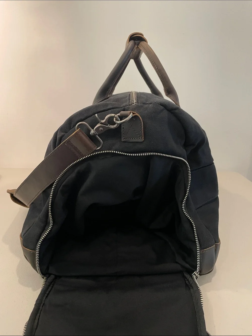 Double Oak Essentials Weekender Duffel 40L Black Canvas Leather Travel Bag